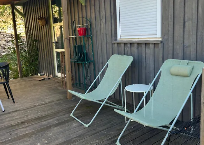 Sur Terrain Arbore 아파트